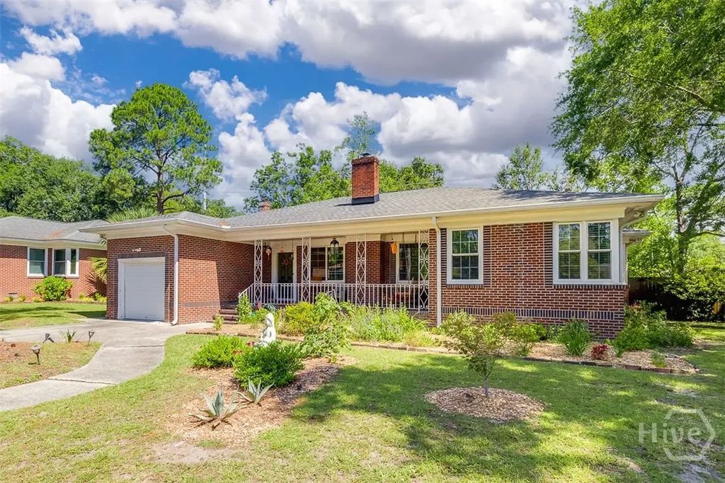 18 E 61st Street, Savannah