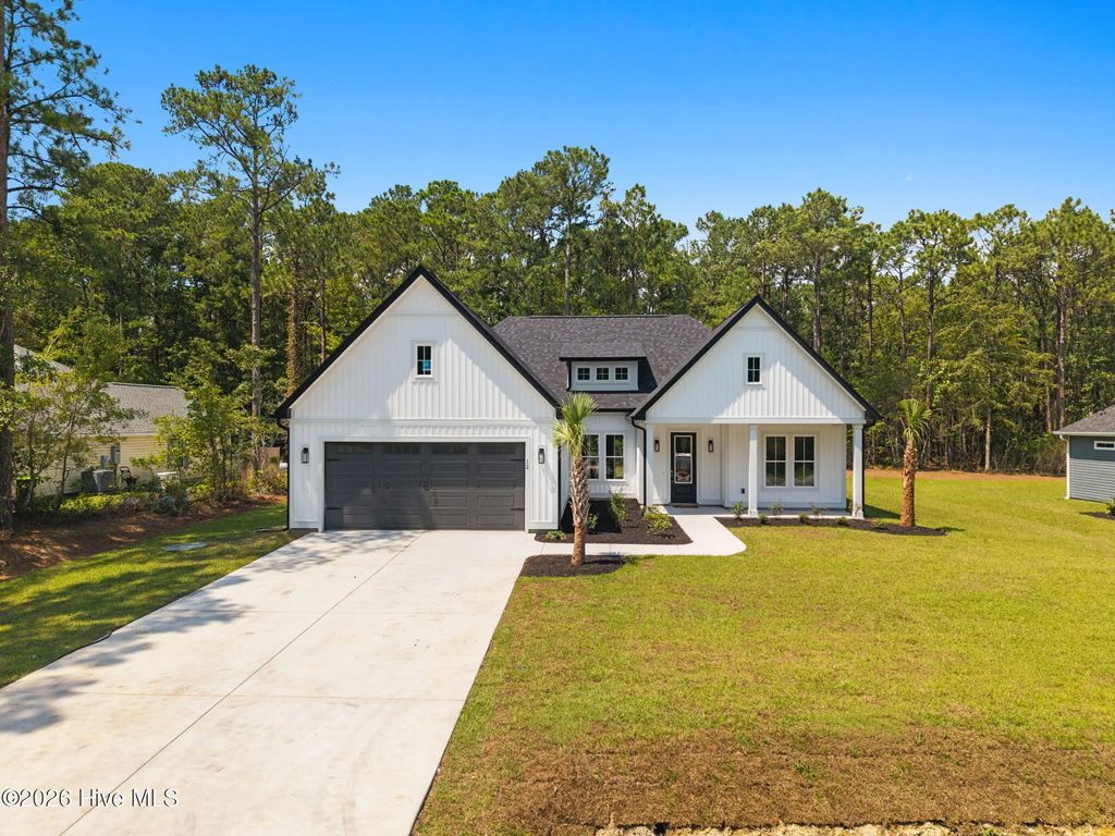 12 Country Club Drive, Shallotte