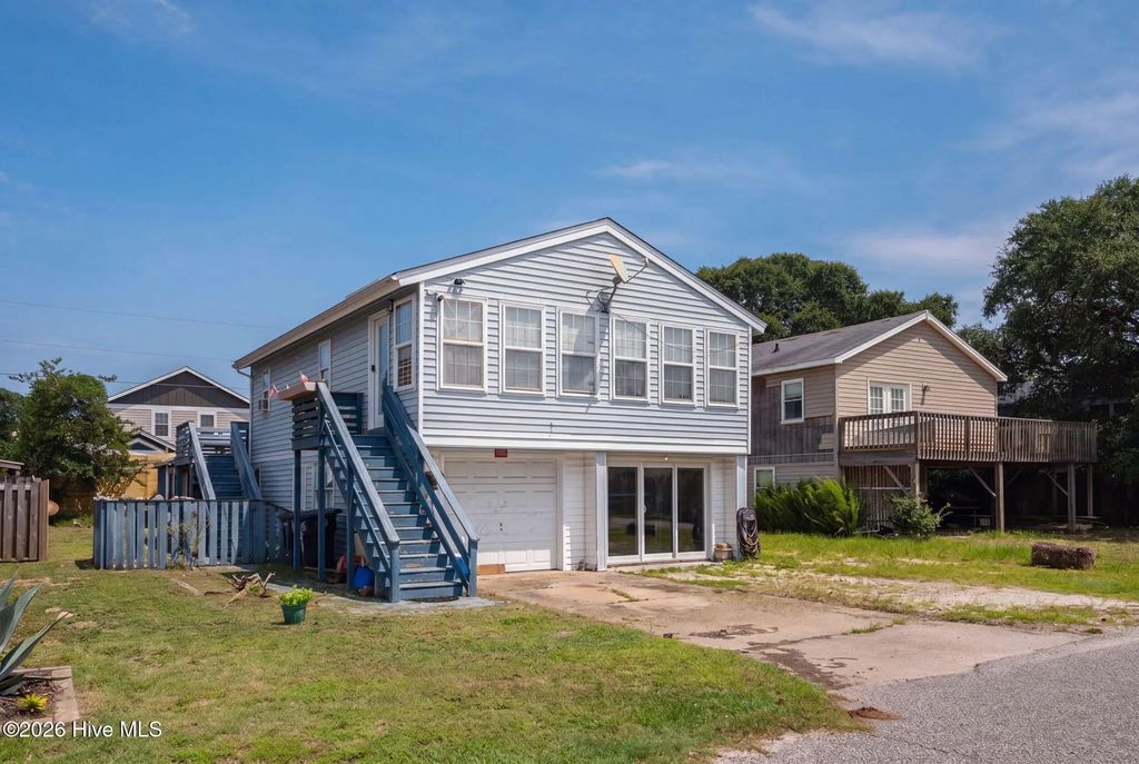 2023 Yorktown Street, Kill Devil Hills