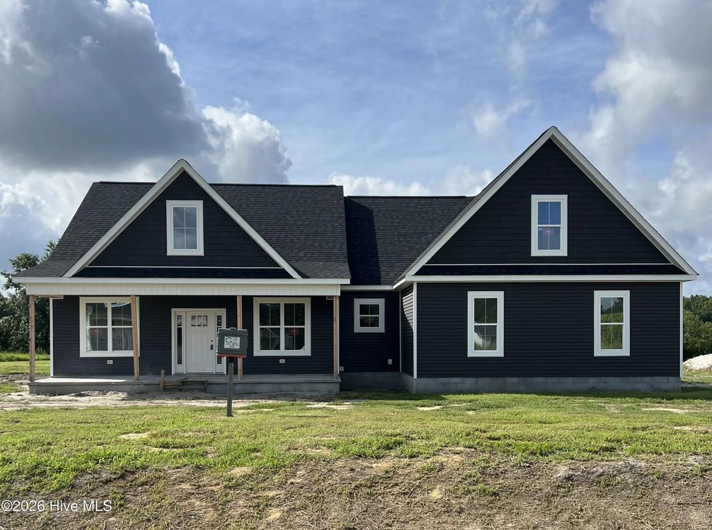 831 Cleo Road, Winterville