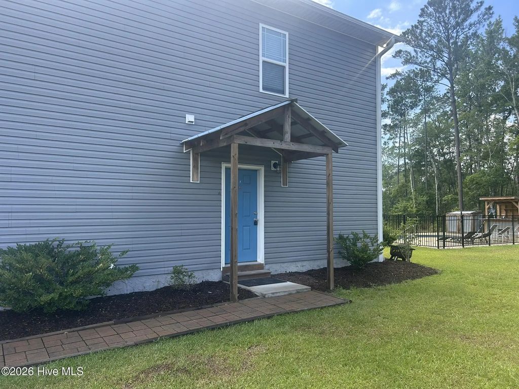 5789 Sidbury Road B, Castle Hayne