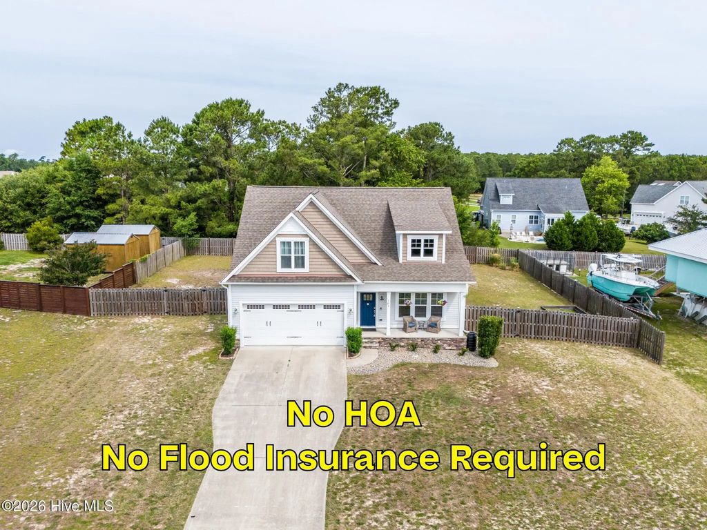 116 Dogwood Lane, Hampstead