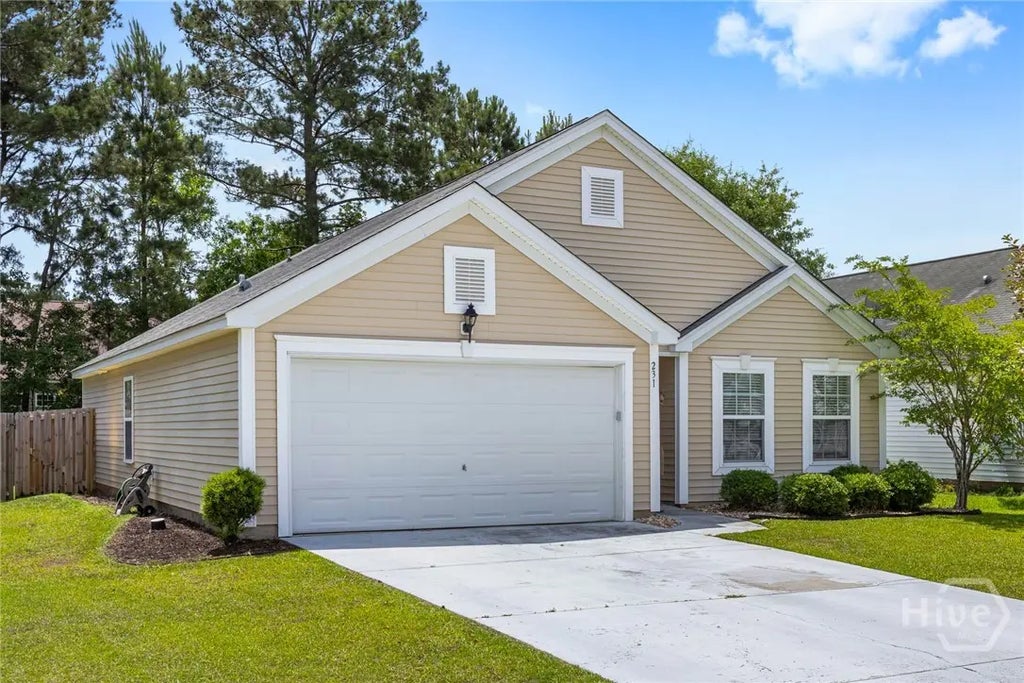 231 Tigers Paw Drive, Pooler