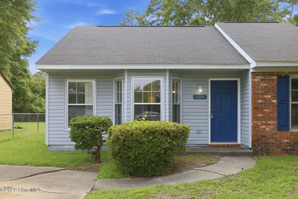 2101 Rolling Ridge Drive, Midway Park
