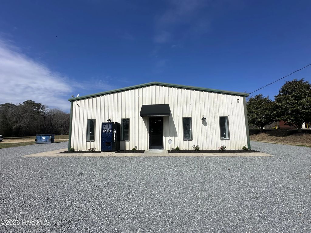 902 W Main Street, Murfreesboro