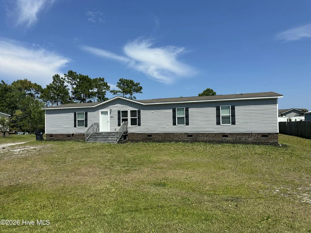 4214 8th Street Se, Southport