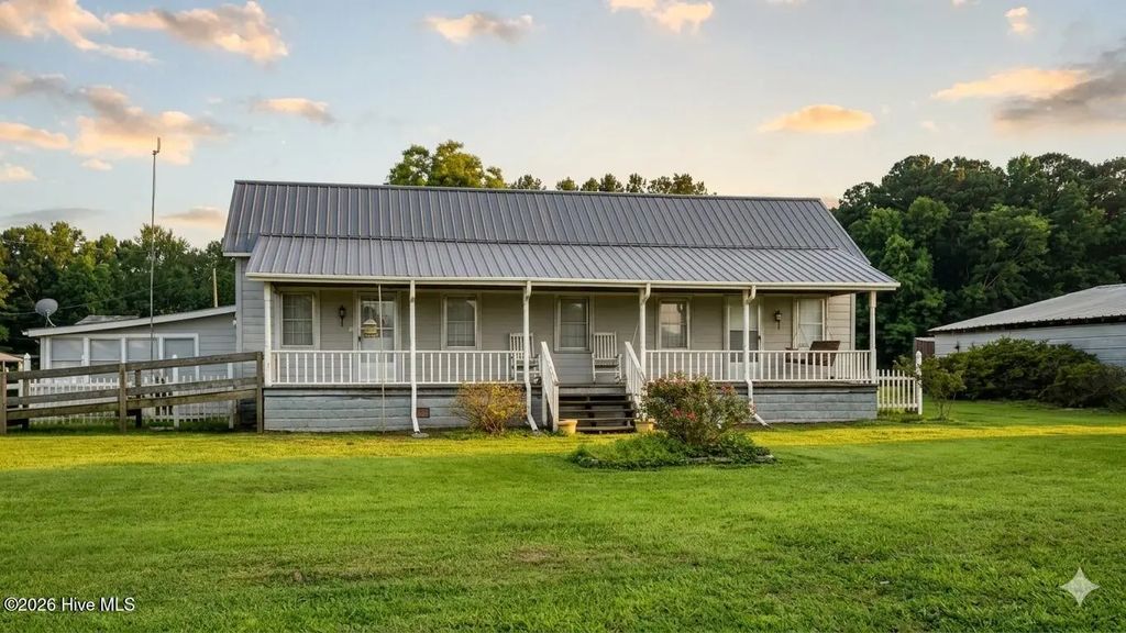 388 Quince Dail Road, Chinquapin