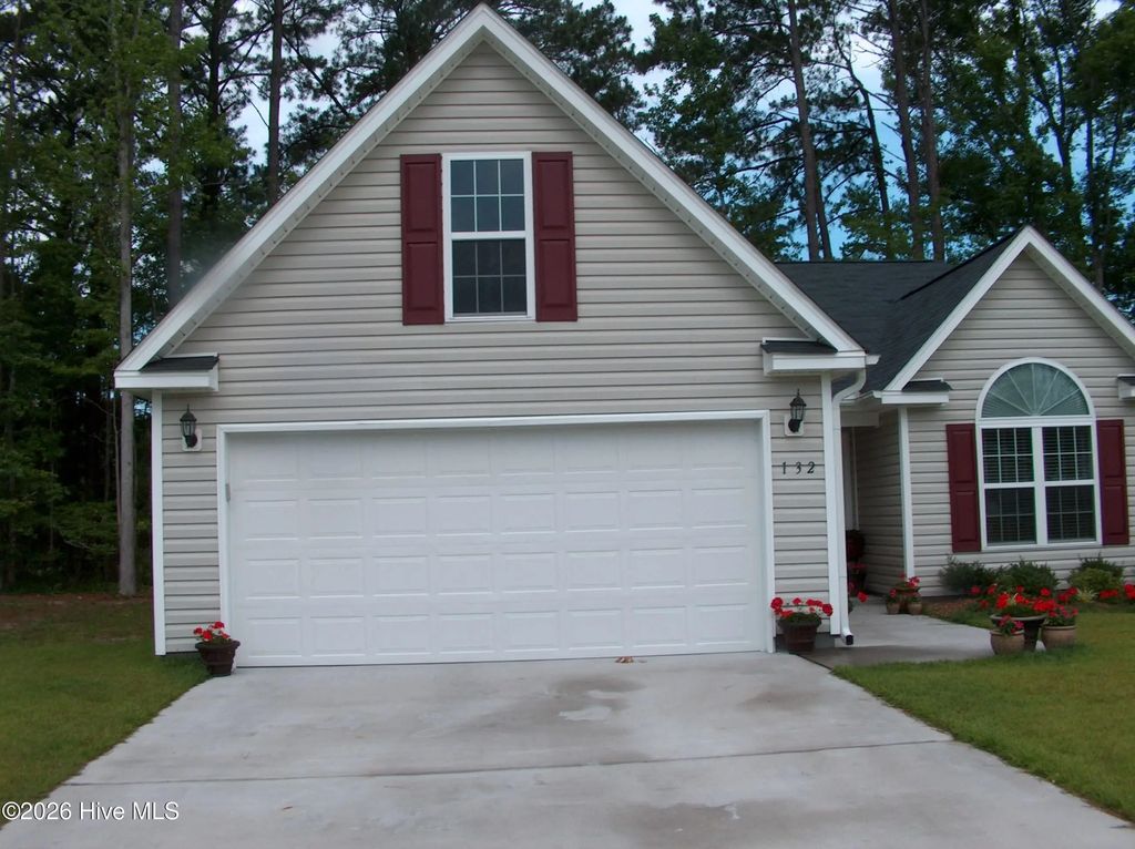 132 Bermuda View, New Bern