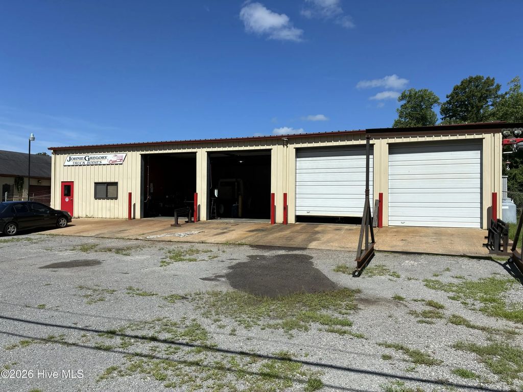 337 Old U. S. Highway 17 B, Hertford