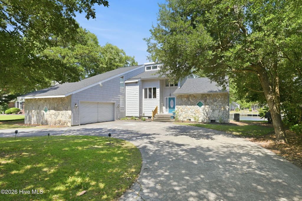 6106 Cardinal Drive, New Bern