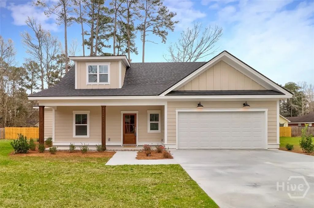 204 Pineland Drive, Rincon