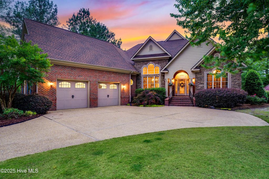 115 Legacy Lakes Drive, Wallace
