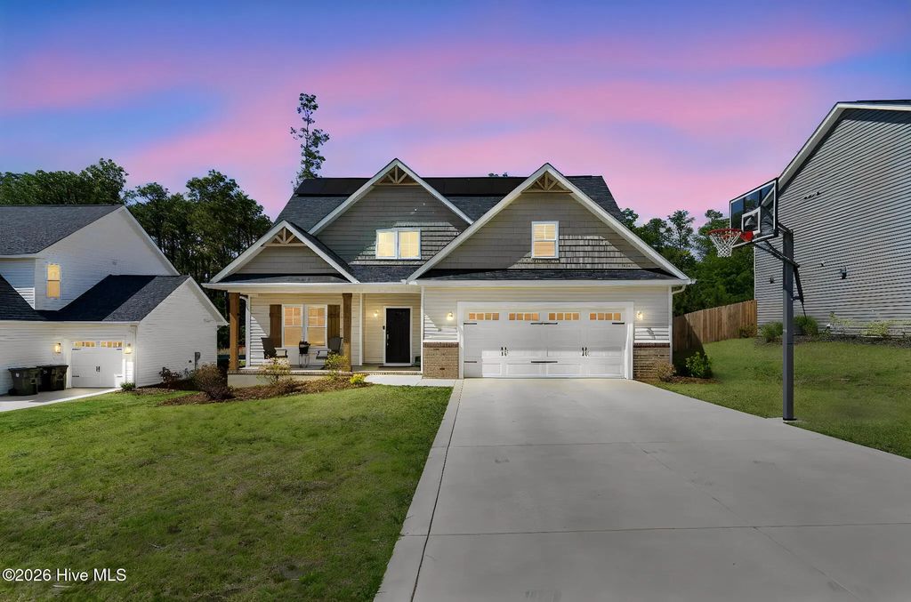 183 Rough Ridge Trail, Aberdeen