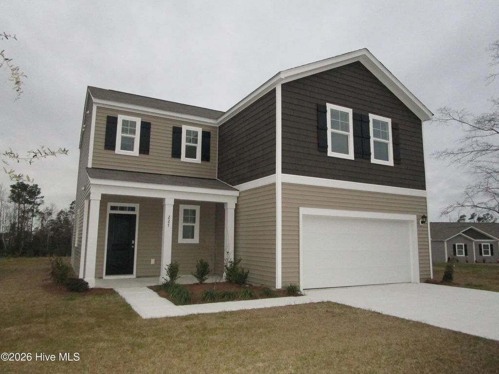 227 Brim Court, Peletier