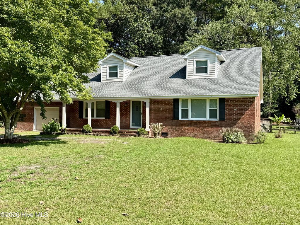 216 Rockledge Road, New Bern