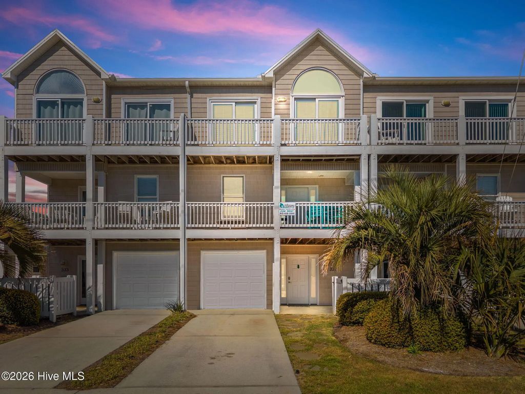 337 Fort Fisher Boulevard N, Kure Beach