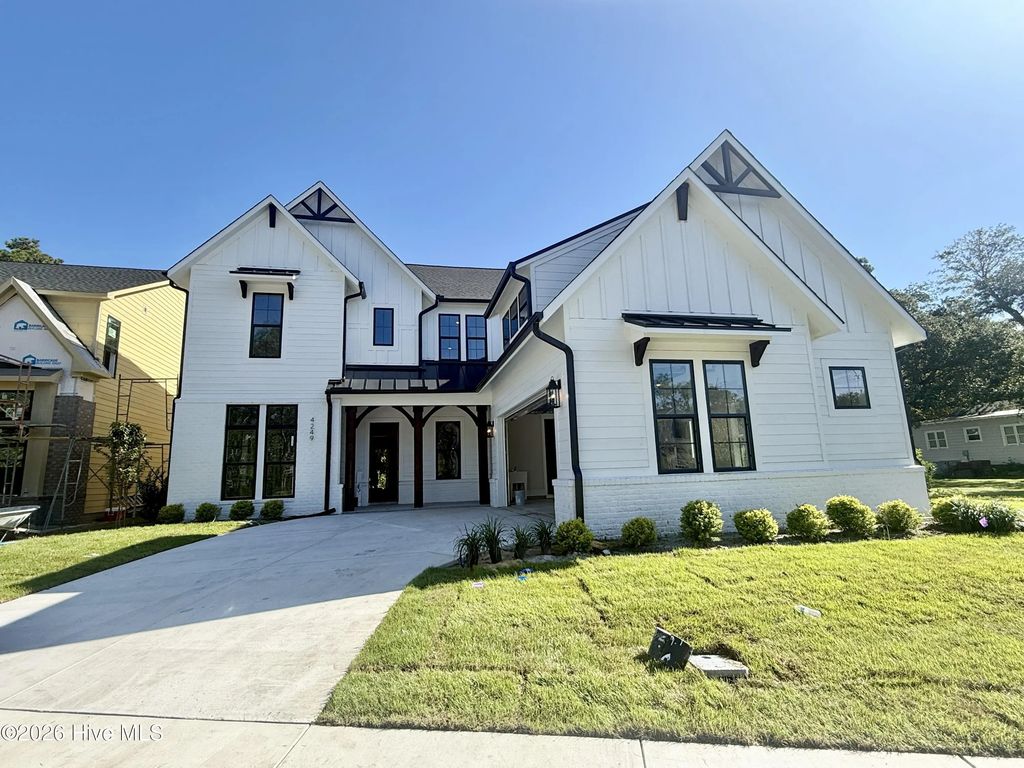 4249 Watersail Drive 160, Wilmington