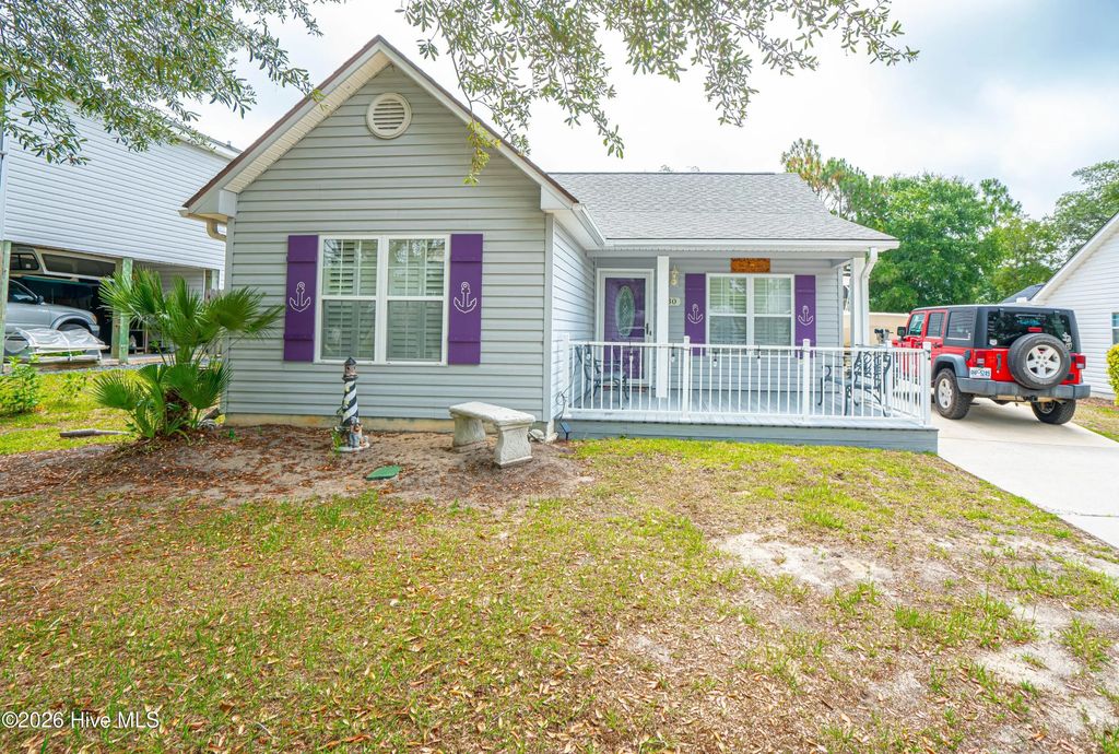 130 Ne 11th Street, Oak Island