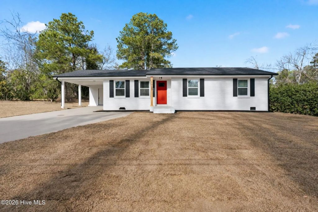 1707 Pine Street, Rockingham