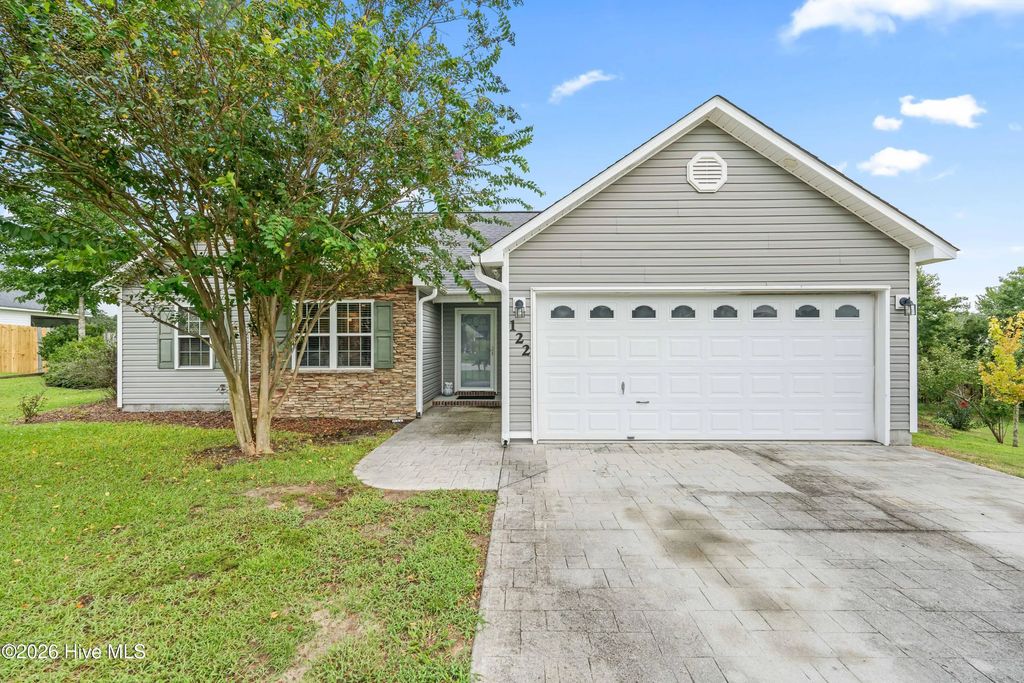 122 Silver Queen Lane, Richlands