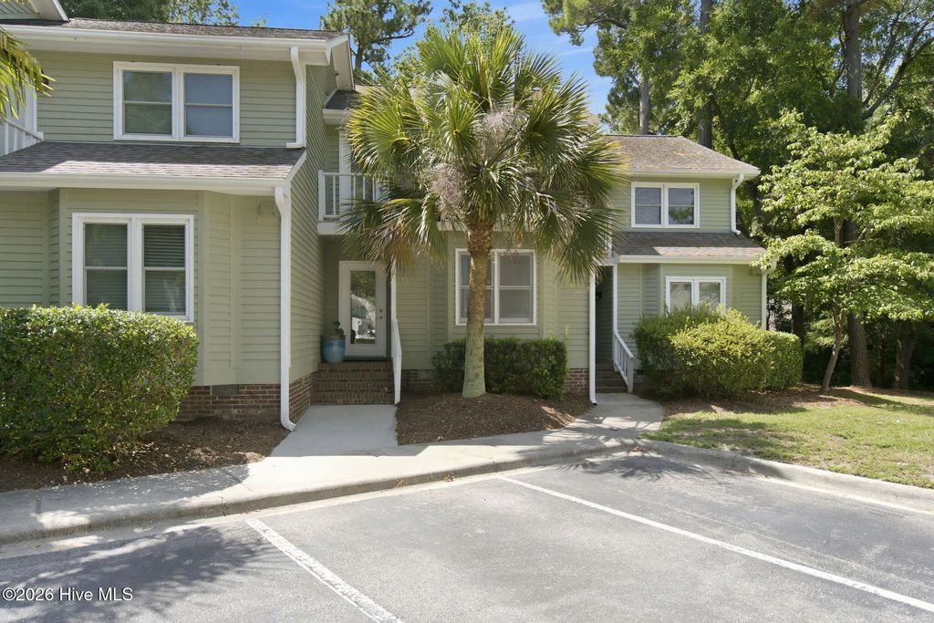 1800 Eastwood Road Apt 118, Wilmington
