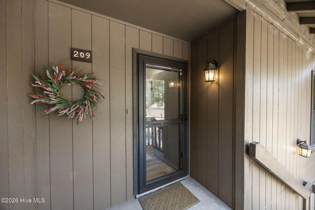 10 Pine Tree Road # 209, Pinehurst
