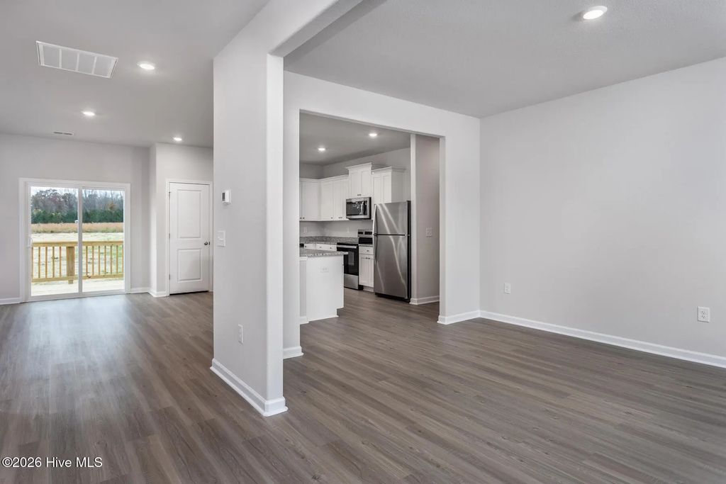 11562 International Drive, Middlesex