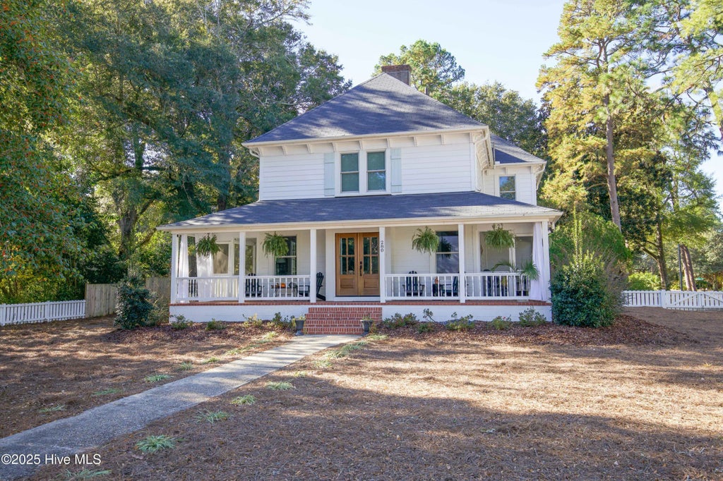 280 W Connecticut Avenue, Southern Pines