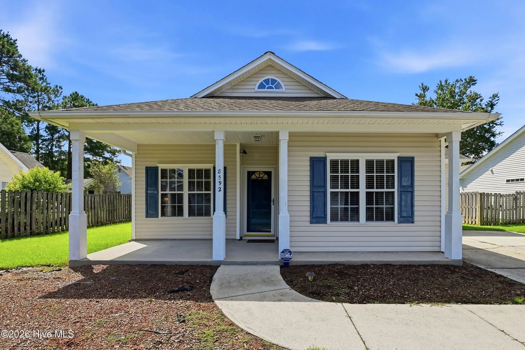 8592 Se Orchard Loop Road Ne, Leland