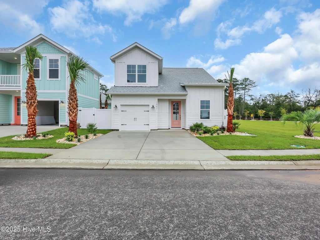 1561 Coastal Cove Lane, Calabash