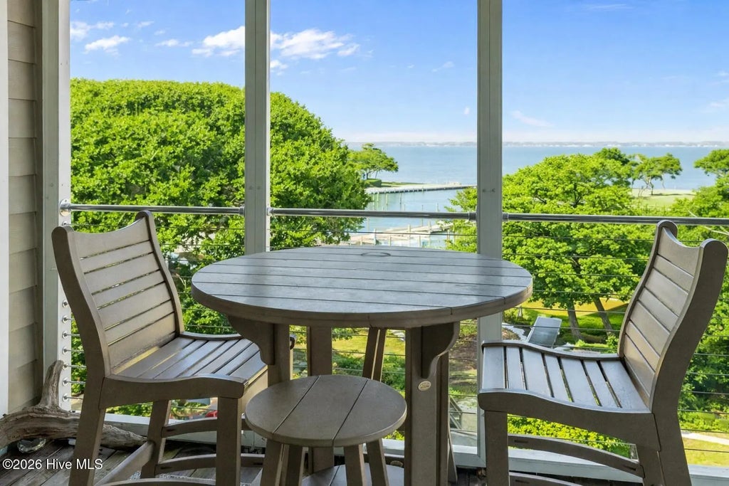 590 Marina Drive D23, Pine Knoll Shores