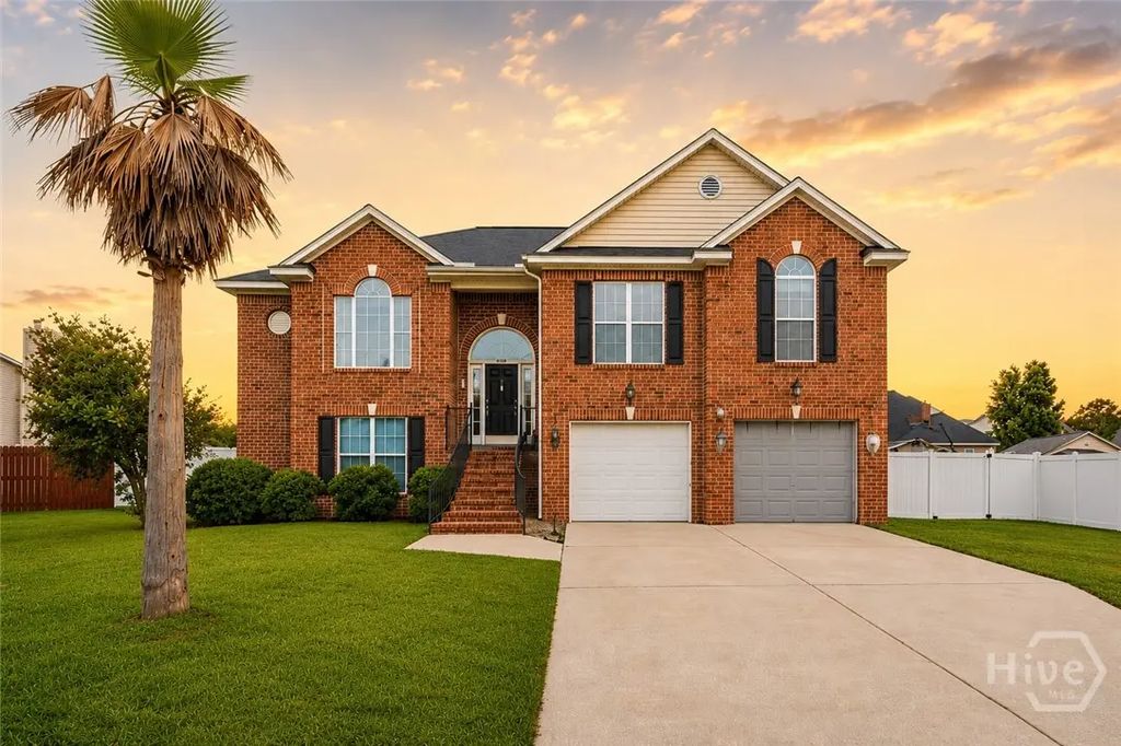 48 Bush Court, Richmond Hill