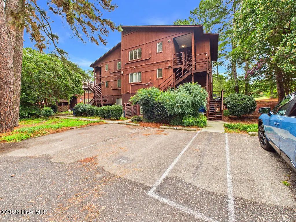 702 Dover Street, Southern Pines
