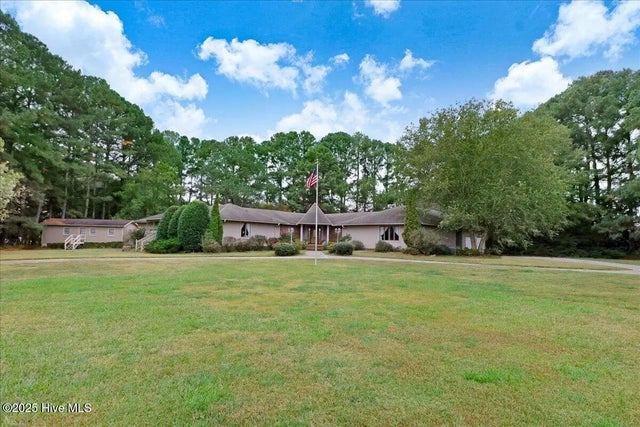 376 Church Of God Road, Goldsboro