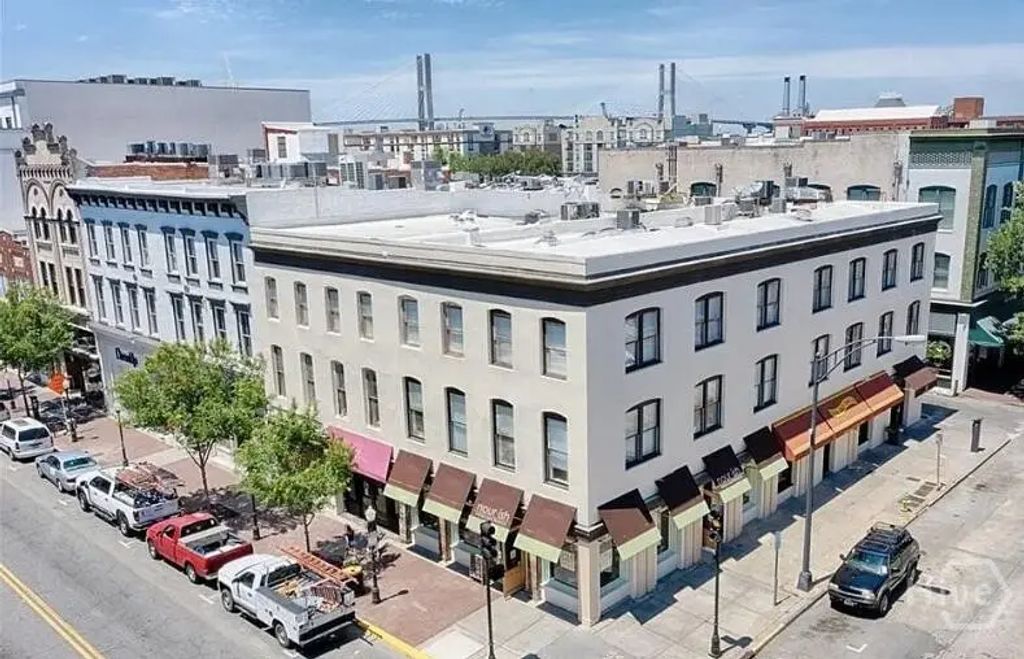 204 W Broughton Street 201, Savannah
