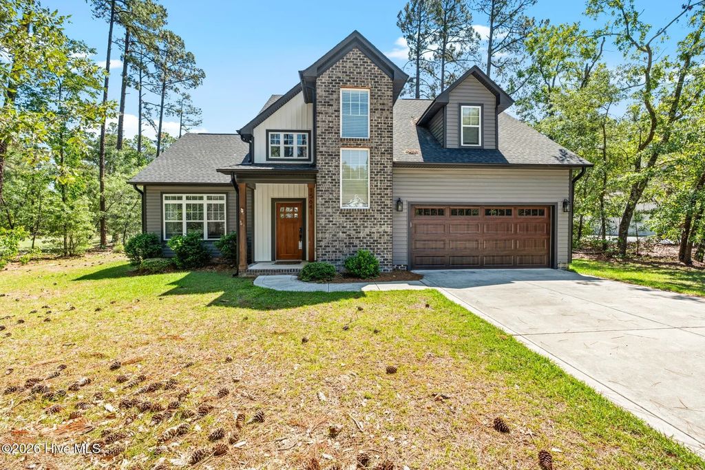 15641 Racoon Run, Wagram