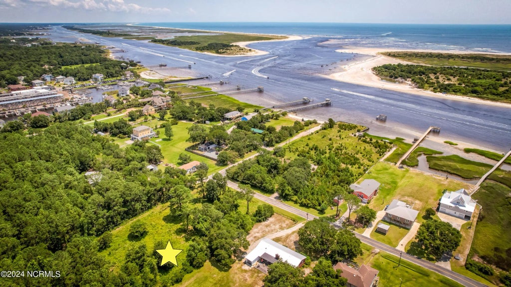 7335 Gold Avenue, Wilmington