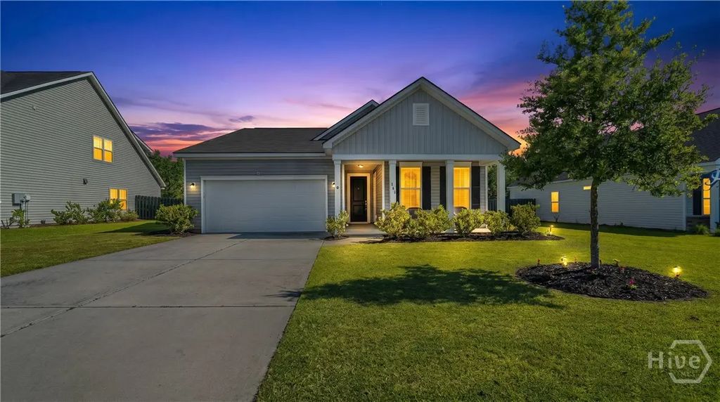 256 Excel Drive, Richmond Hill