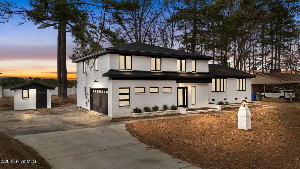 2417 Bel Air Avenue Se, Wilson