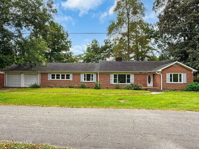 247 Farm Life Avenue, Vanceboro