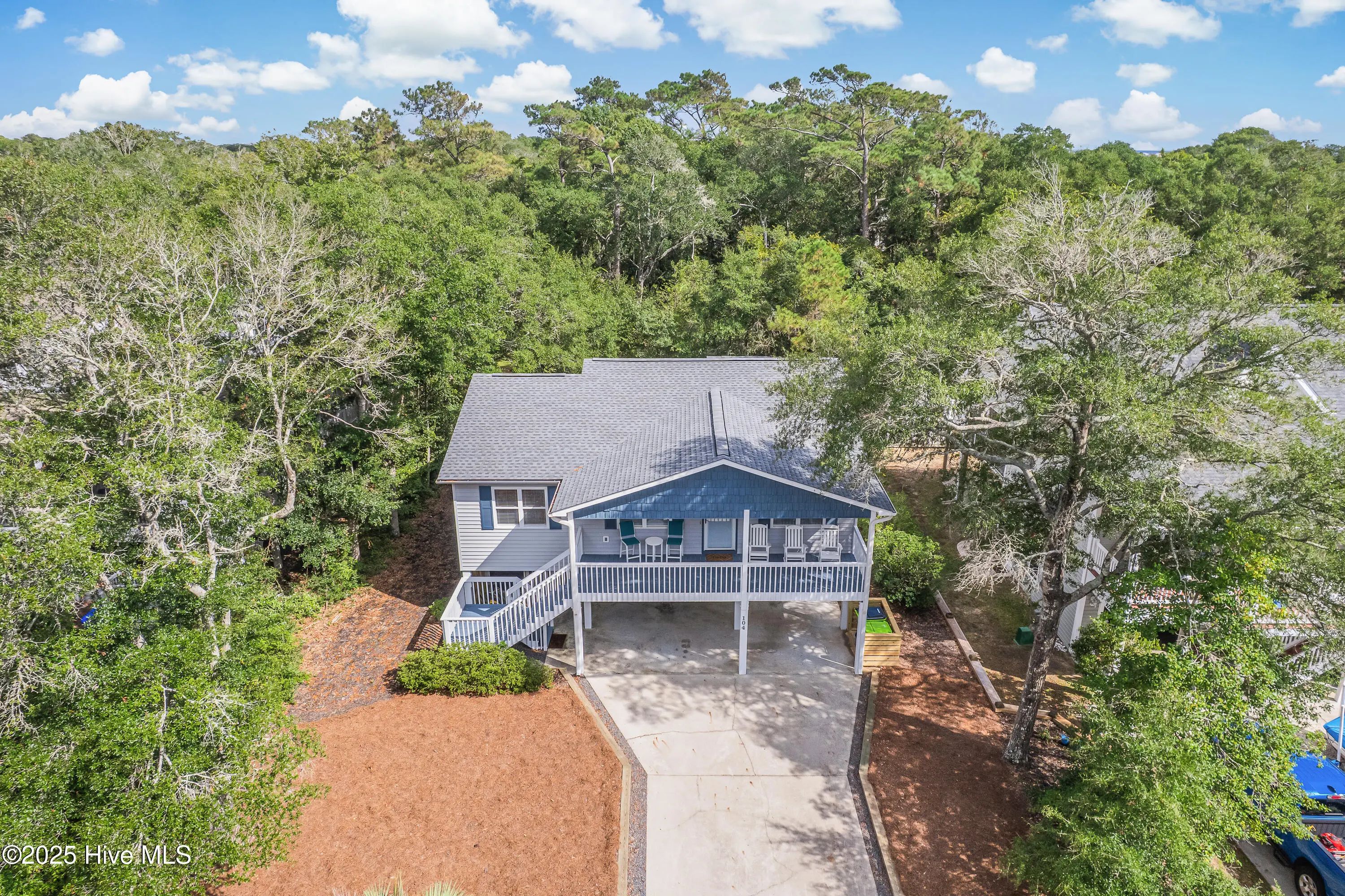 104 Se 13th Street, Oak Island