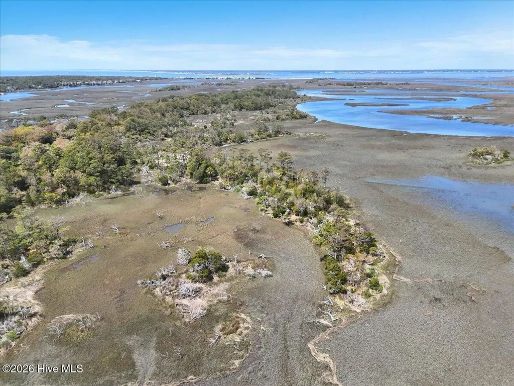 74/76 Cape Creek Road, Bald Head Island