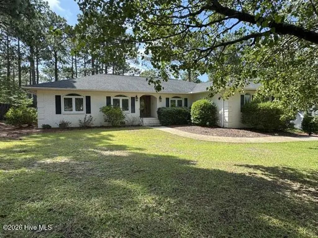 10 Brunswick Lane, Pinehurst