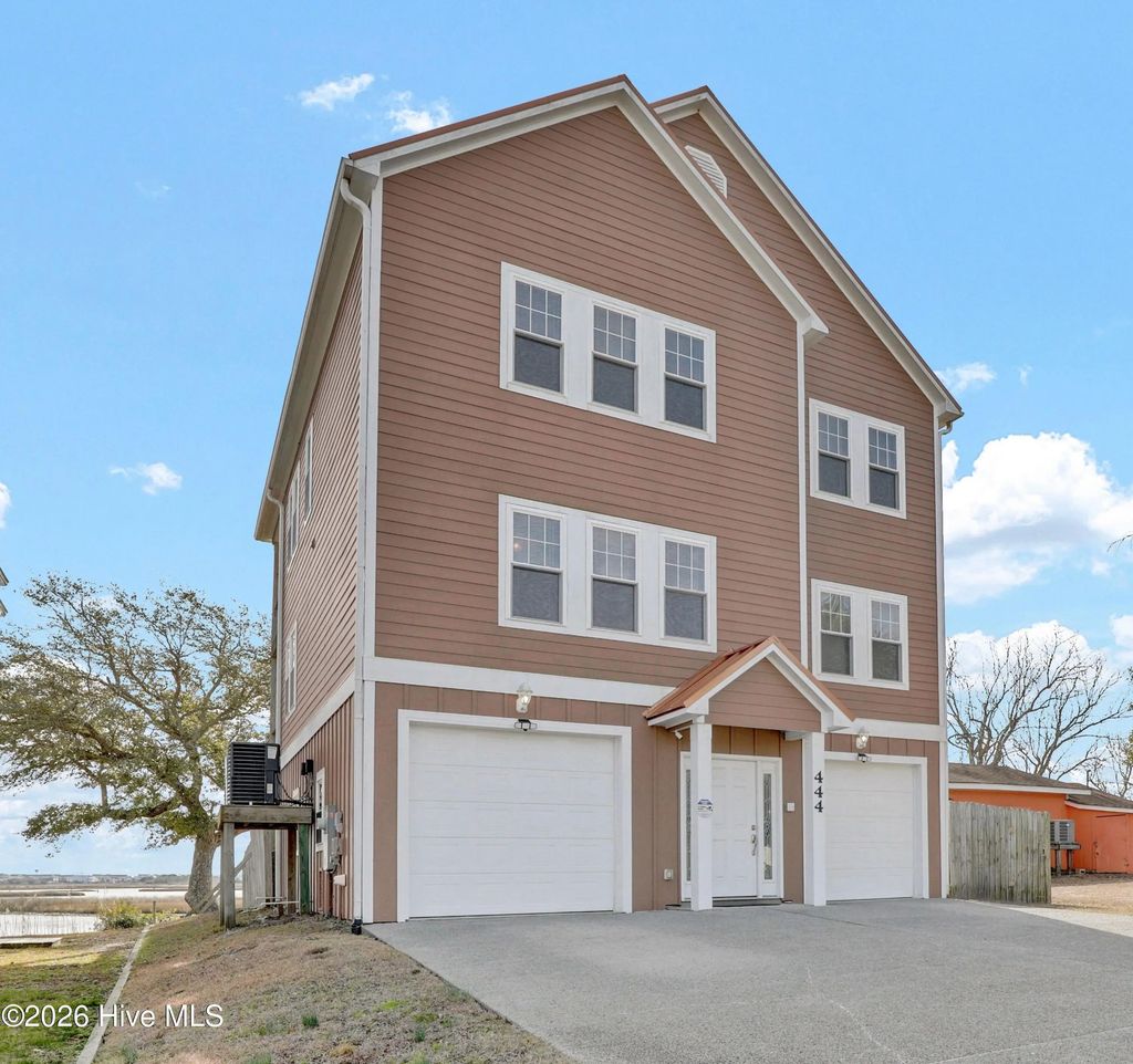 444 Little Kinston Road, Surf City