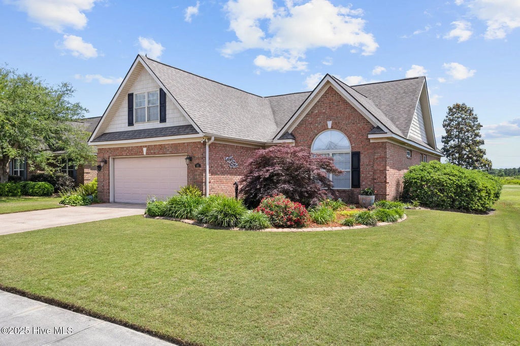 82 Highlands Drive, Hampstead