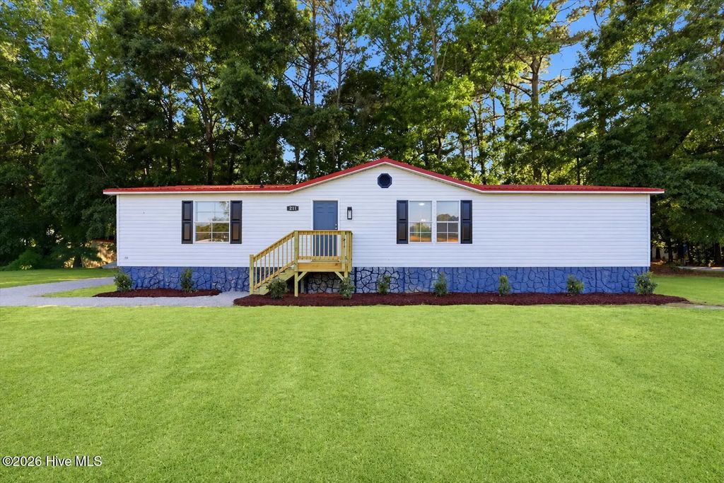 211 Duck Ridge Drive, Pikeville