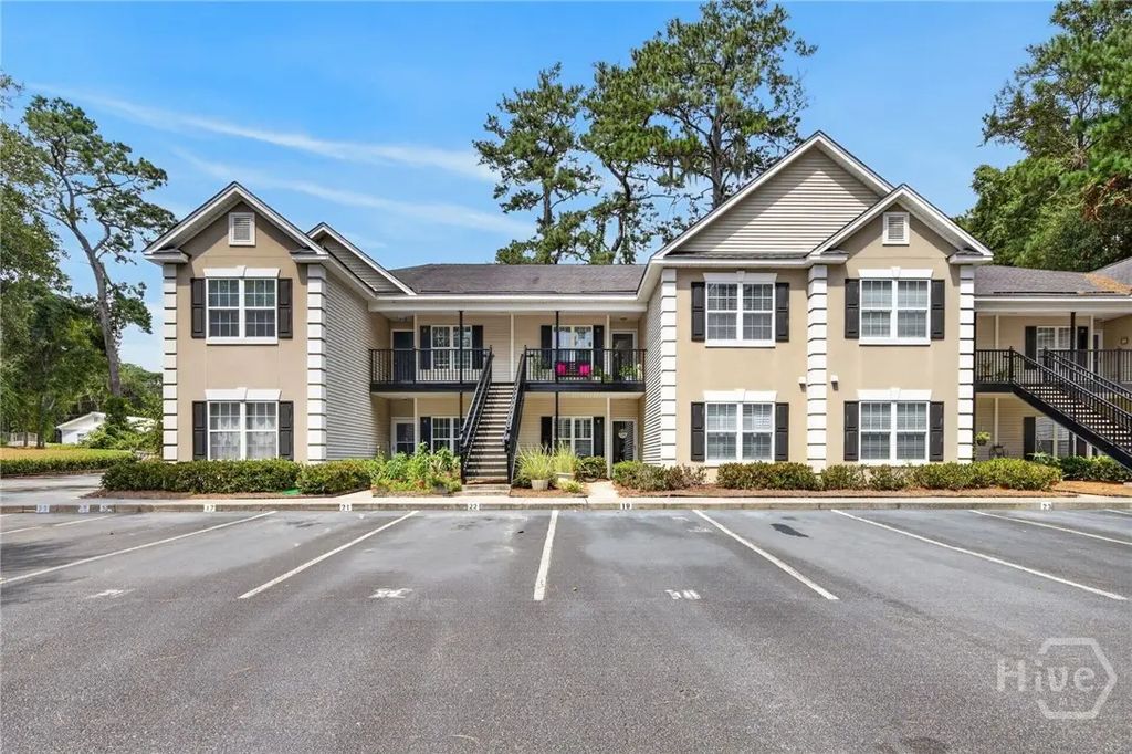 22 River Walk Drive 22, Savannah