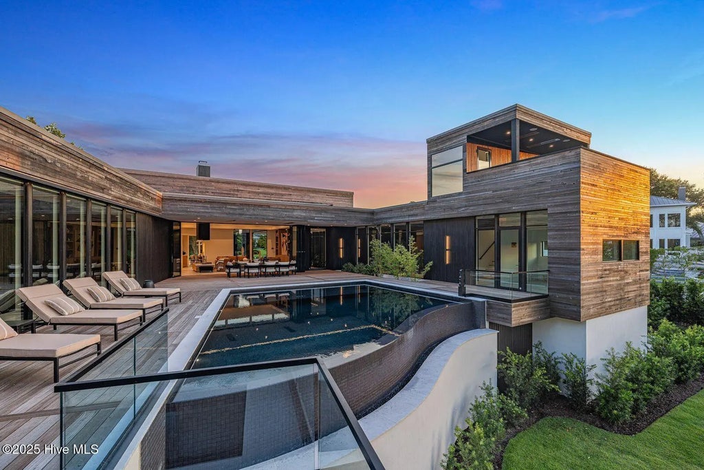 625 Dundee Drive, Wilmington