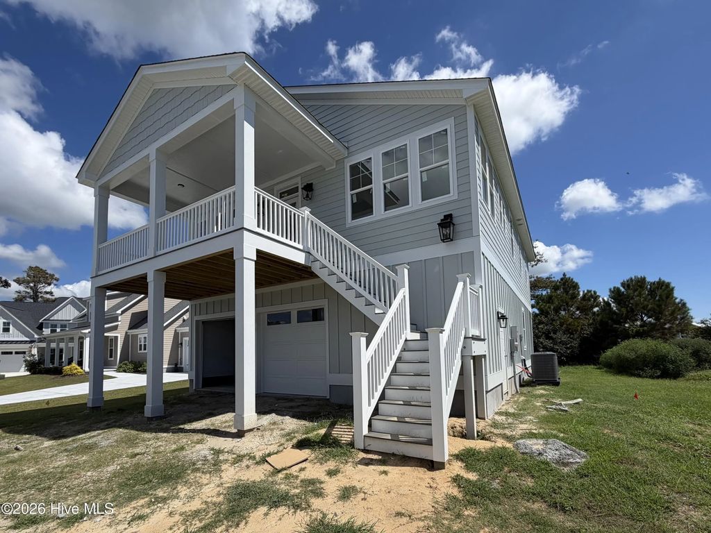 656 Fishermans Point, Newport