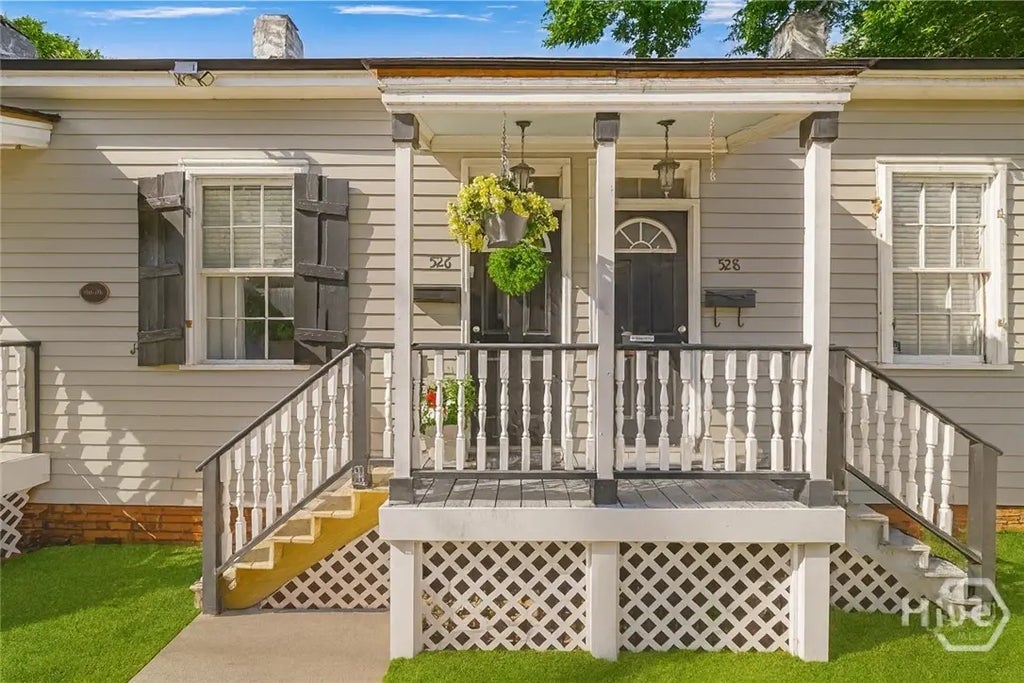 526 E Gwinnett Lane 4, 